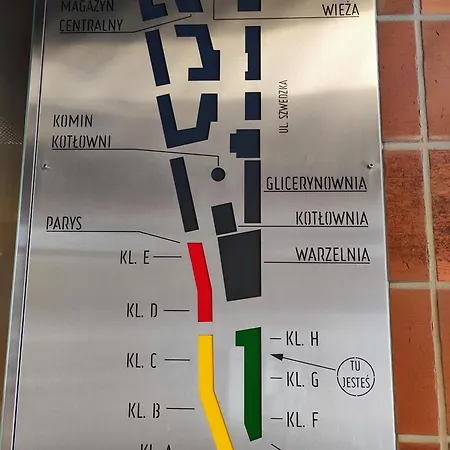 Bohema Praga Apartments, Metro Szwedzka, Near Old Town Апартаменты Варшава