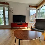 Lägenhet Bohema Praga Apartments, Metro Szwedzka, Near Old Town *