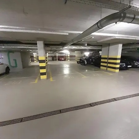 Bohema Praga Apartments, Metro Szwedzka, Near Old Town Apartamento *