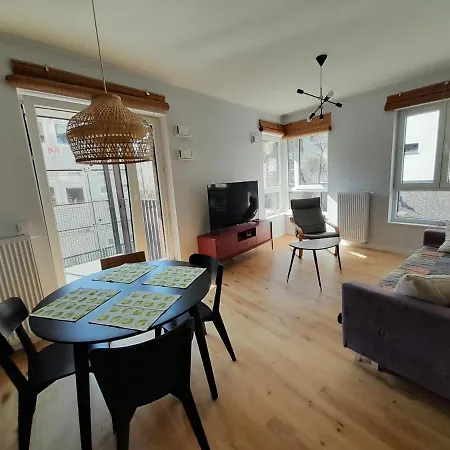 Bohema Praga Apartments, Metro Szwedzka, Near Old Town *
