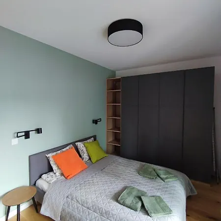 Bohema Praga Apartments, Metro Szwedzka, Near Old Town アパート