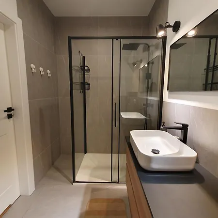 Appartement Bohema Praga Apartments, Metro Szwedzka, Near Old Town Varsovie